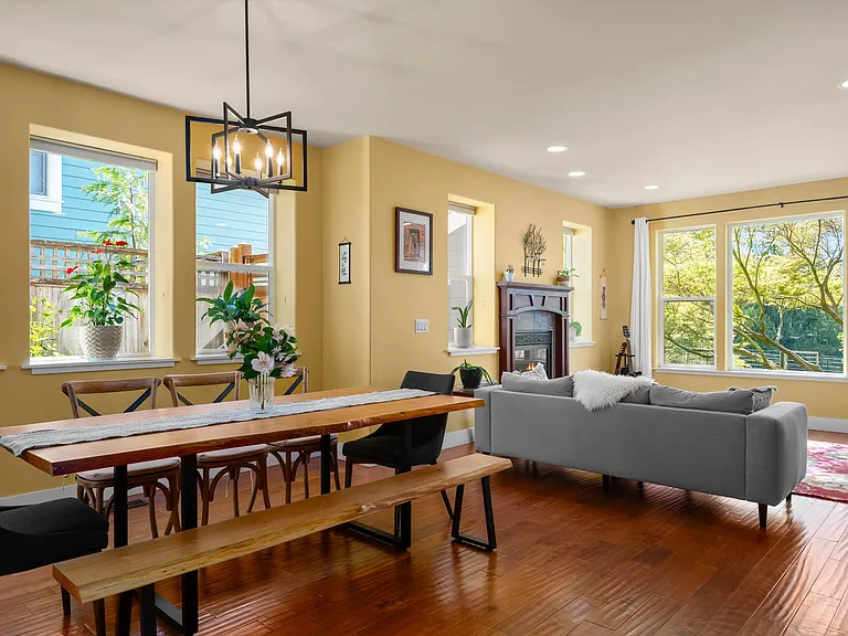 1230 Geneva Hills Rd — Photo 10