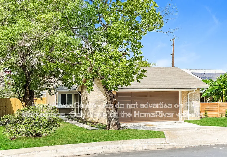 3427 Lake Tahoe — Photo 1
