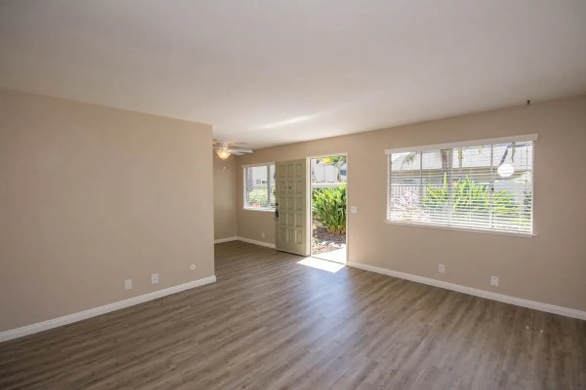 Building Photo - Merrywood Apartments