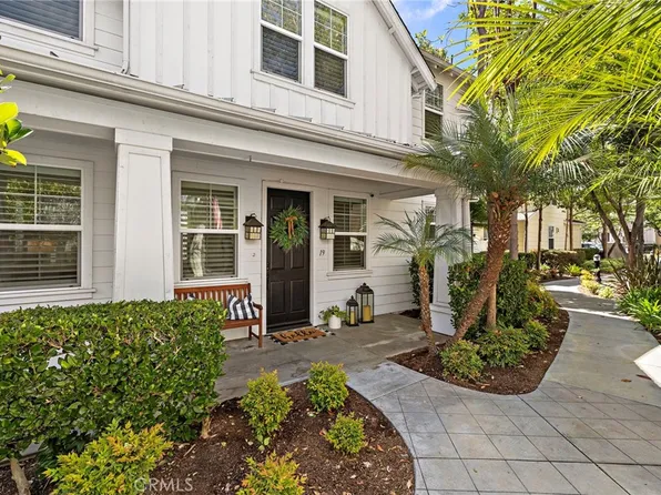 19 Rinehart Rd, Mission Viejo, CA 92694