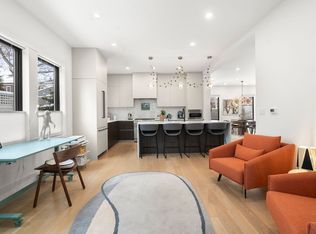 116 Thorndke Assoc, Brookline, MA 02446