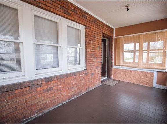 2nd image of 812 Ellis Ave
