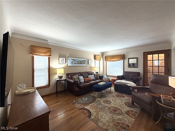 4th image of 2231 Alger Rd
