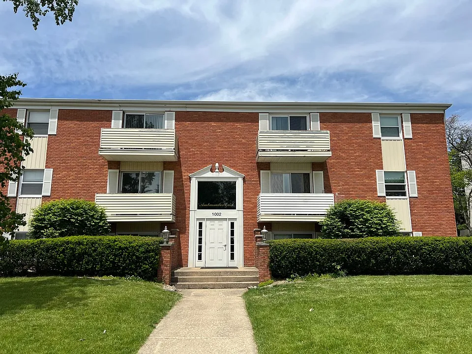 1002 E Harding Dr #304