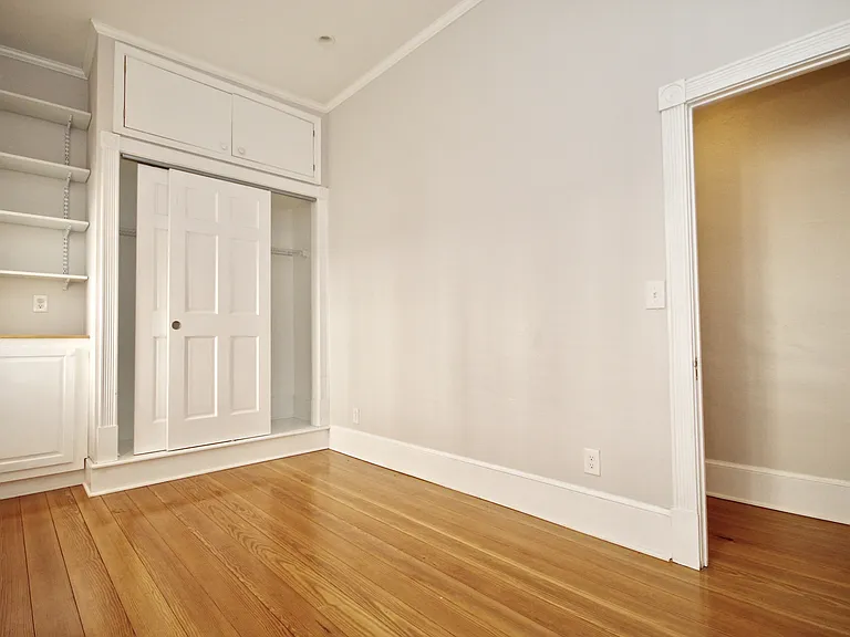 732 Yarmouth St #A — Photo 18
