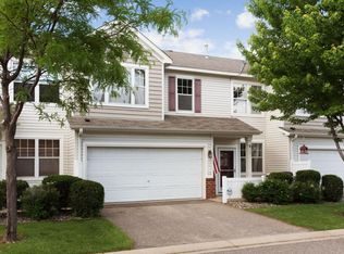 1552 Liberty Cir, Shakopee, MN 55379