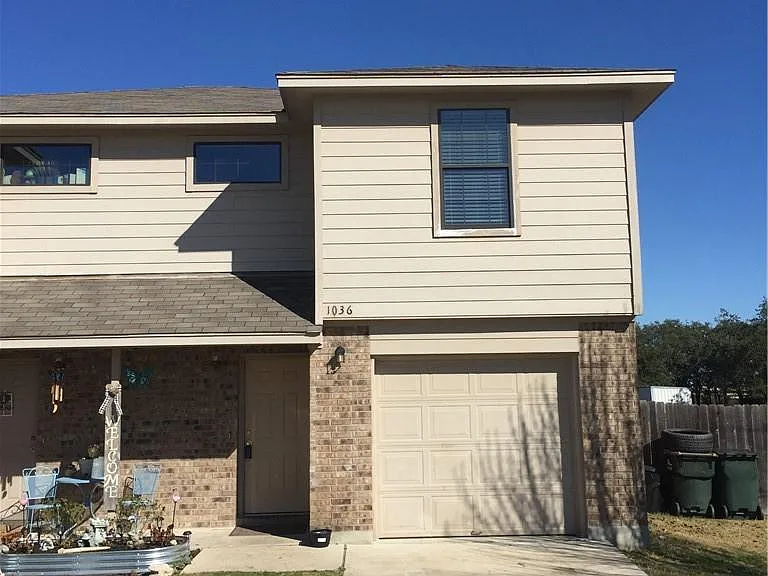 1036 Drovers Cv — Photo 1
