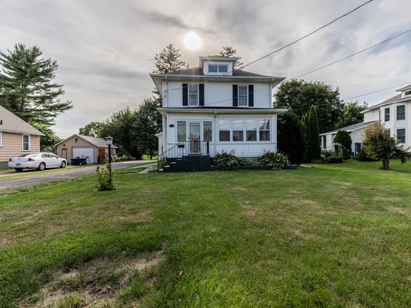 940 S 5th St, Princeton, IL 61356