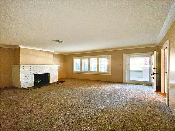 5th image of 319 N Encinitas Ave