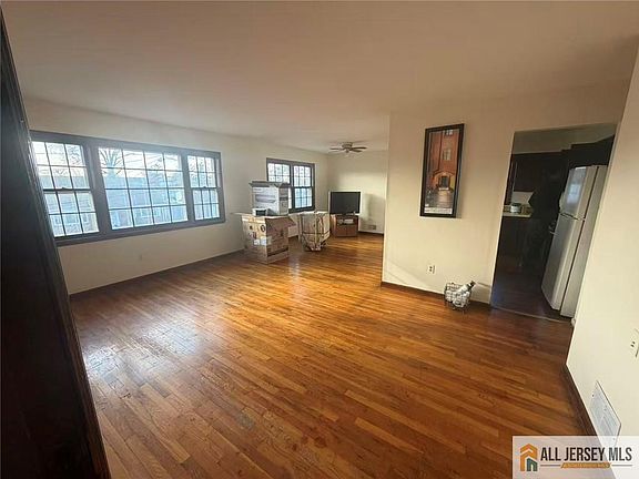 5th image of 575 Allgair Ave #A