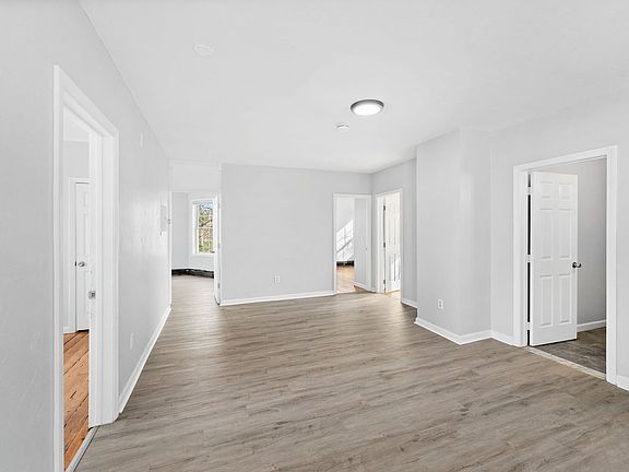 2nd image of 132-134 De Pasquale Ave #2