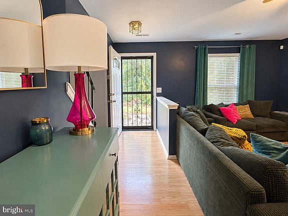 3rd image of 3865 Kearnys Inn Pl