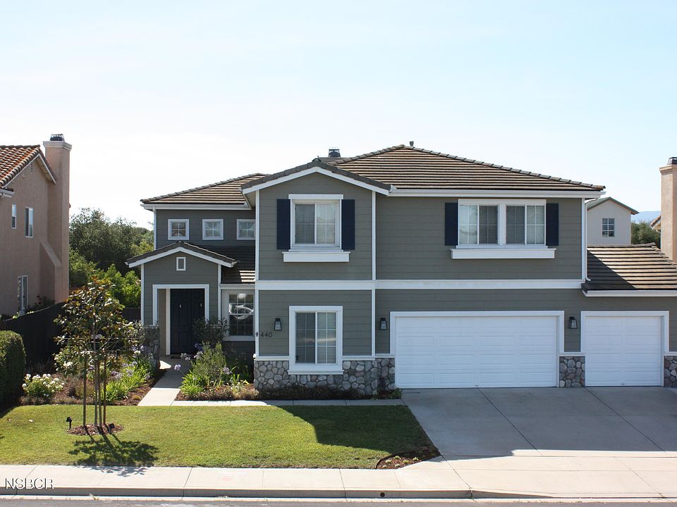 1st image of 440 Riverview Dr