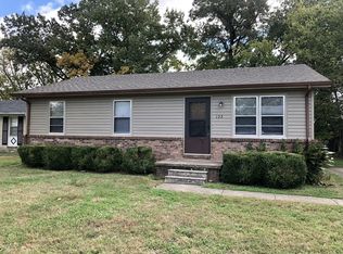 122 Boxwood Dr, Hopkinsville, KY 42240