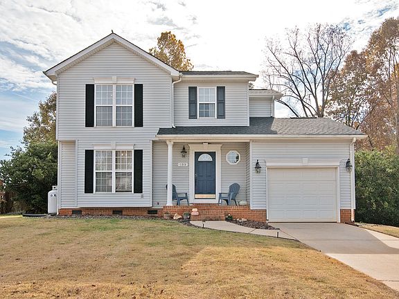 2nd image of 133 Valley Glen Dr