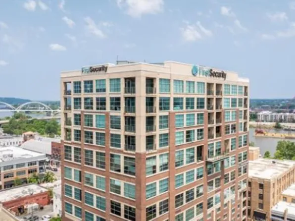521 President Clinton Ave APT 1202, Little Rock, AR 72201