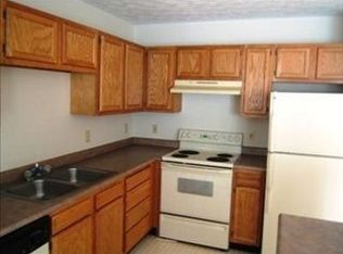 1919 Chaucer Dr, Cincinnati, OH 45237