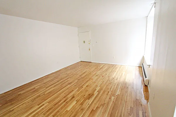 Rented by Bohemia Realty Group | media 28