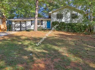 6702 Bedford Rd, Rex, GA 30273