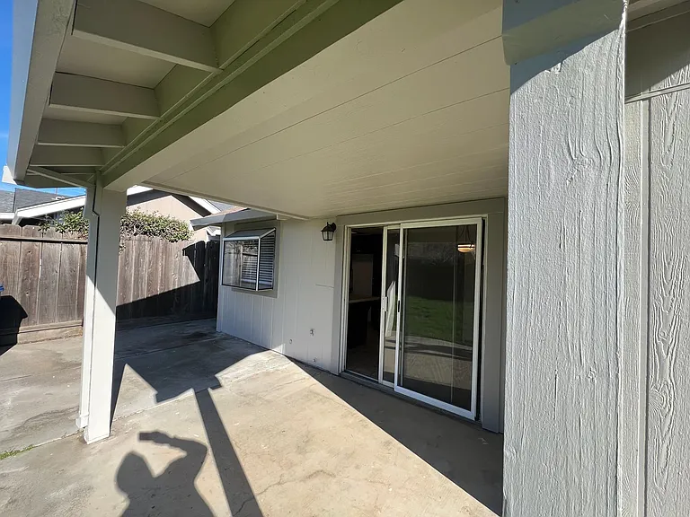 1513 Prospect Ln — Photo 36