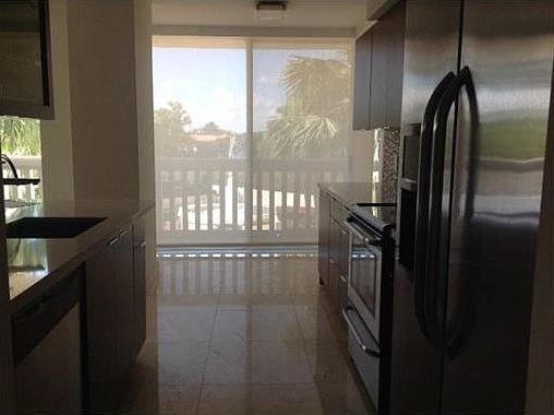 2nd image of 1000 Island Blvd #313