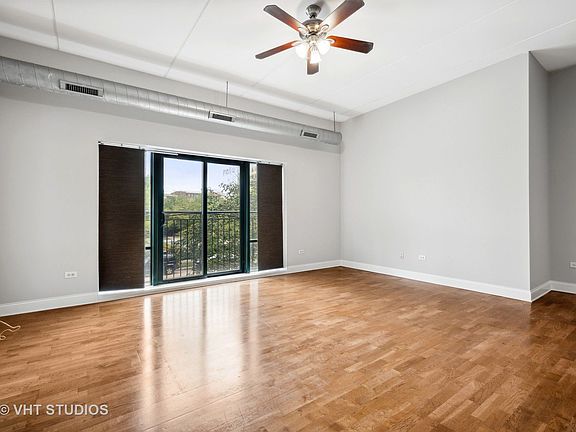 4th image of 1440 S Wabash Ave #208