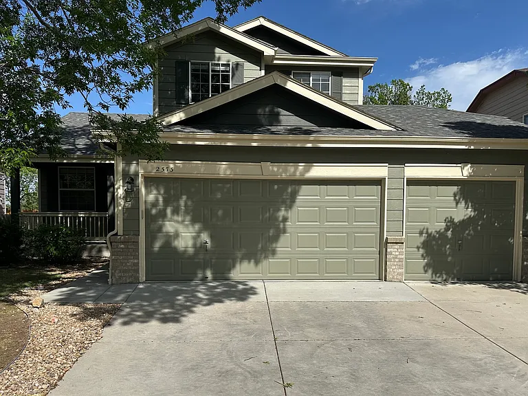 2573 Betts Cir — Photo 2