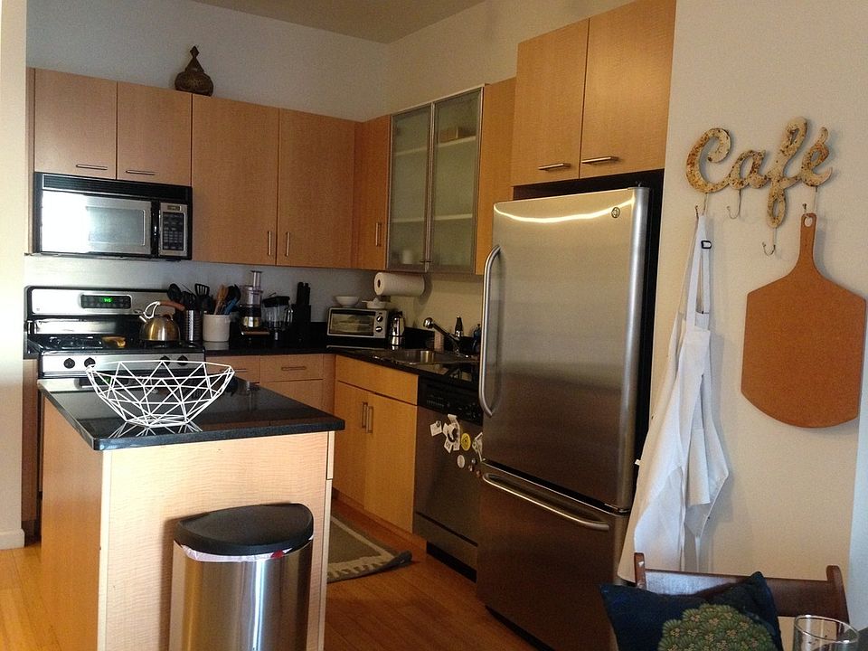 1st image of 90 West St APT 15M