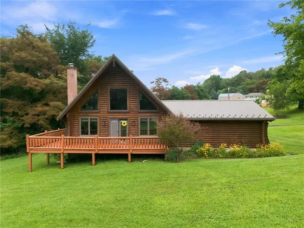 1233 Claridge Elliott Rd, Jeannette, PA 15644