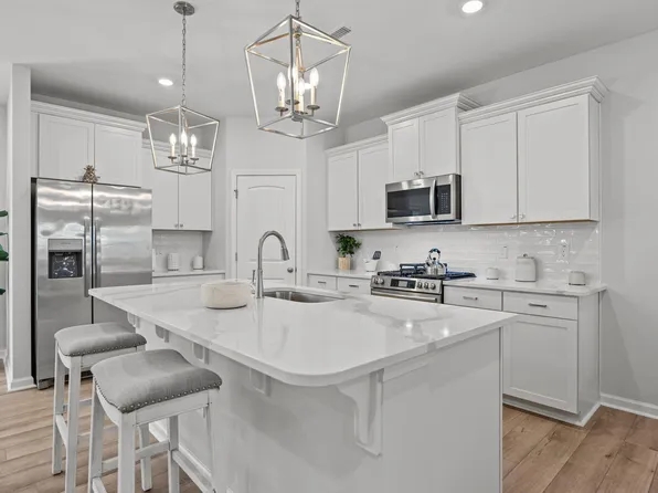 9232 Kitchin Farms Way, Wake Forest, NC 27587