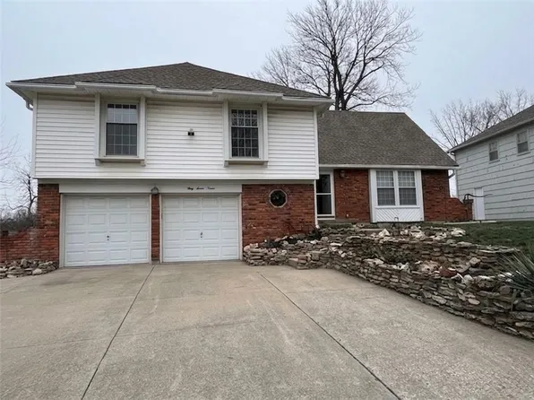 3712 E 104th St, Kansas City, MO 64137