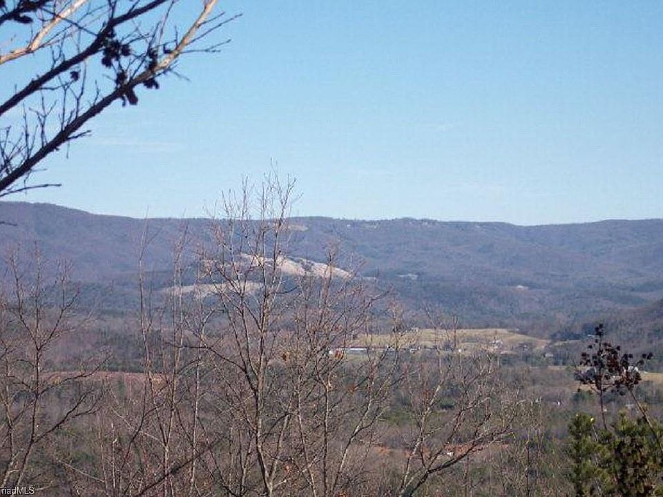 1st image of 9 Mountain Ln Lot 9
