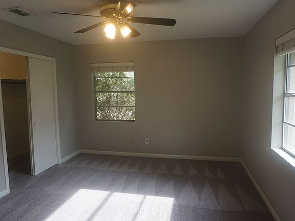 5th image of 601 Kay Dr