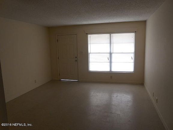 4th image of 226 Mimosa Dr