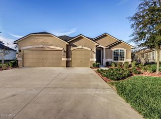 2221 Club Lake Dr, Orange Park, FL 32065