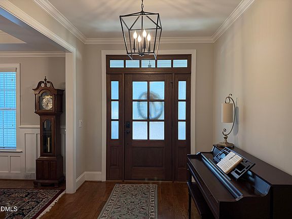 4th image of 1404 Ivy Ln