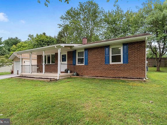 3rd image of 3697 Clydesdale Road Way