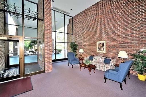 3rd image of 6545 Main St S #307
