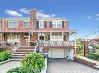6002 74th St, Flushing, NY 11379