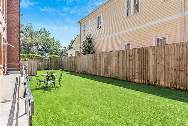 3601 Camp St #302 — Photo 37