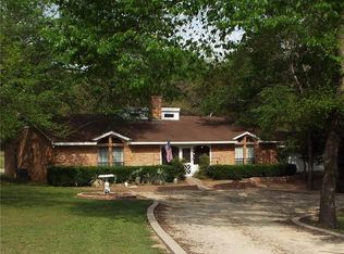 14045 Briarwood Rd, Azle, TX 76020