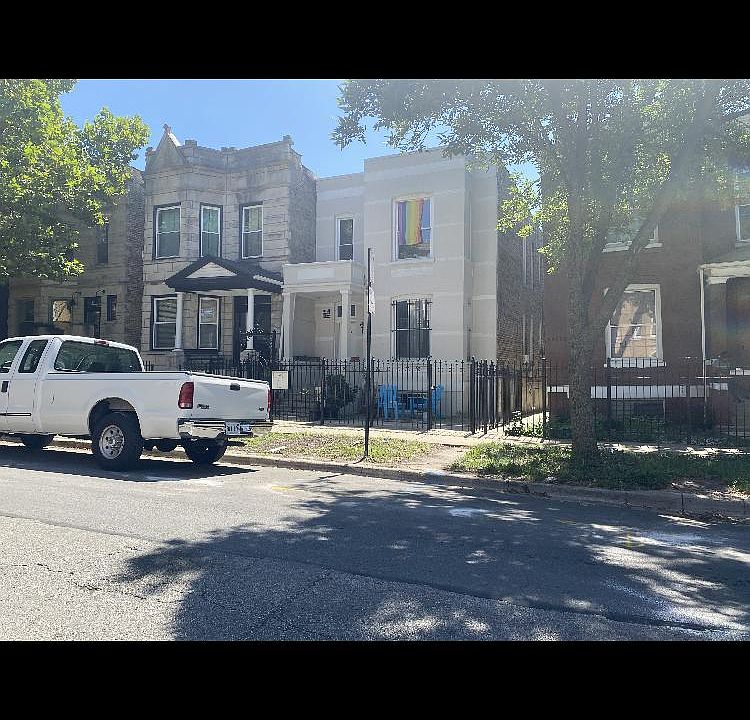 1st image of 3333 W Pierce Ave #1