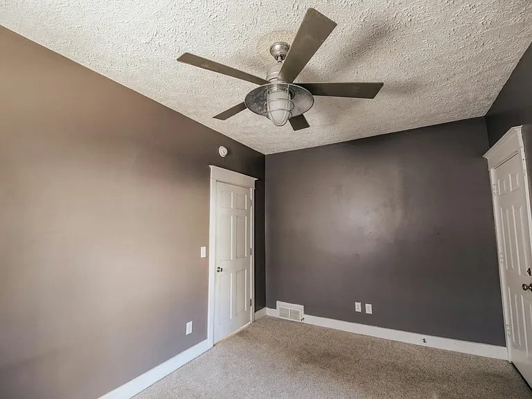 Bedroom #1