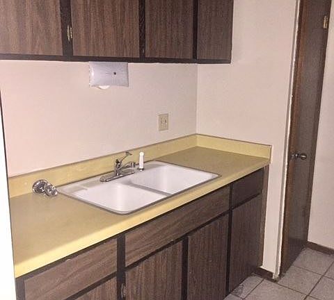 4th image of 9580 W Fond Du Lac Ave APT 8