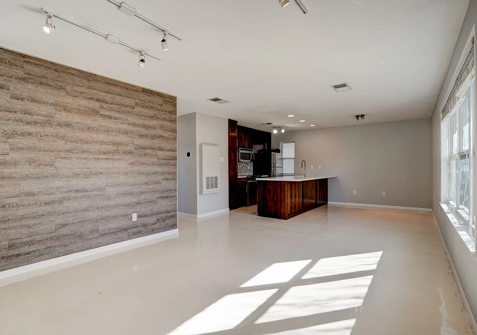 Modern 2/BR 1/BA Gem with Stylish Finishes & Natural Light — Photo 4