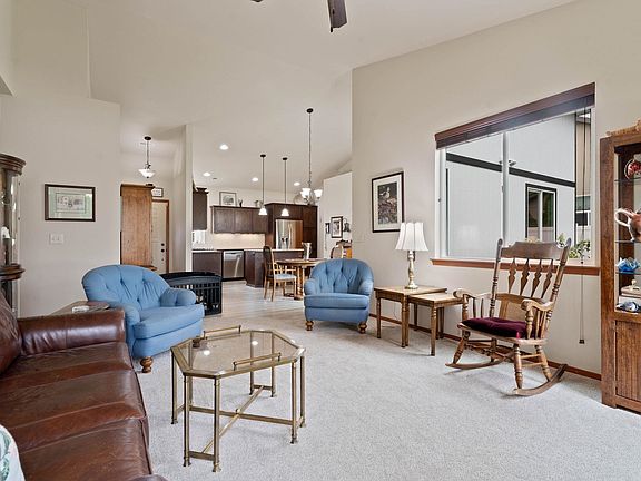 5th image of 5224 N Avalon Ct
