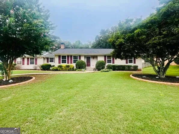 1114 Longwood Dr SW, Marietta, GA 30008