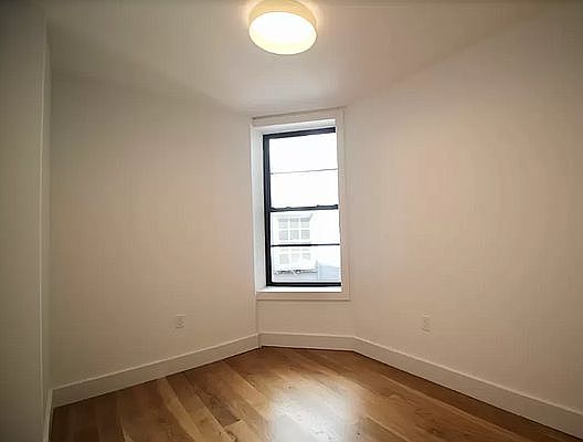 3rd image of 223 E 96th St #3F