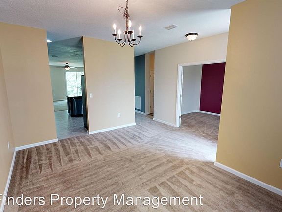5th image of 13693 Devan Lee Dr N