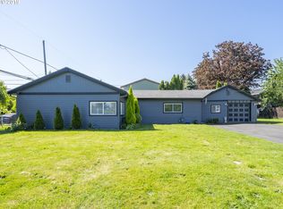 11640 NE Knott St, Portland, OR 97220